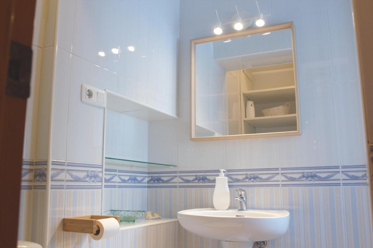 Casa Parpatana Apartment โกนิล เด ลาฟรอนเตรา ภายนอก รูปภาพ
